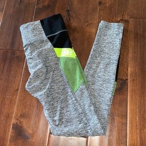 PINK/ VICTORIA SECRET Ultimate Leggings XS